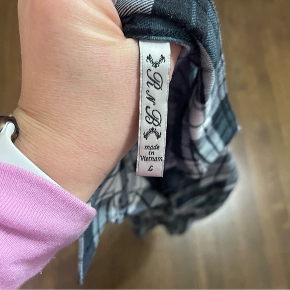 Plaid button shirt - Picture 3 of 6